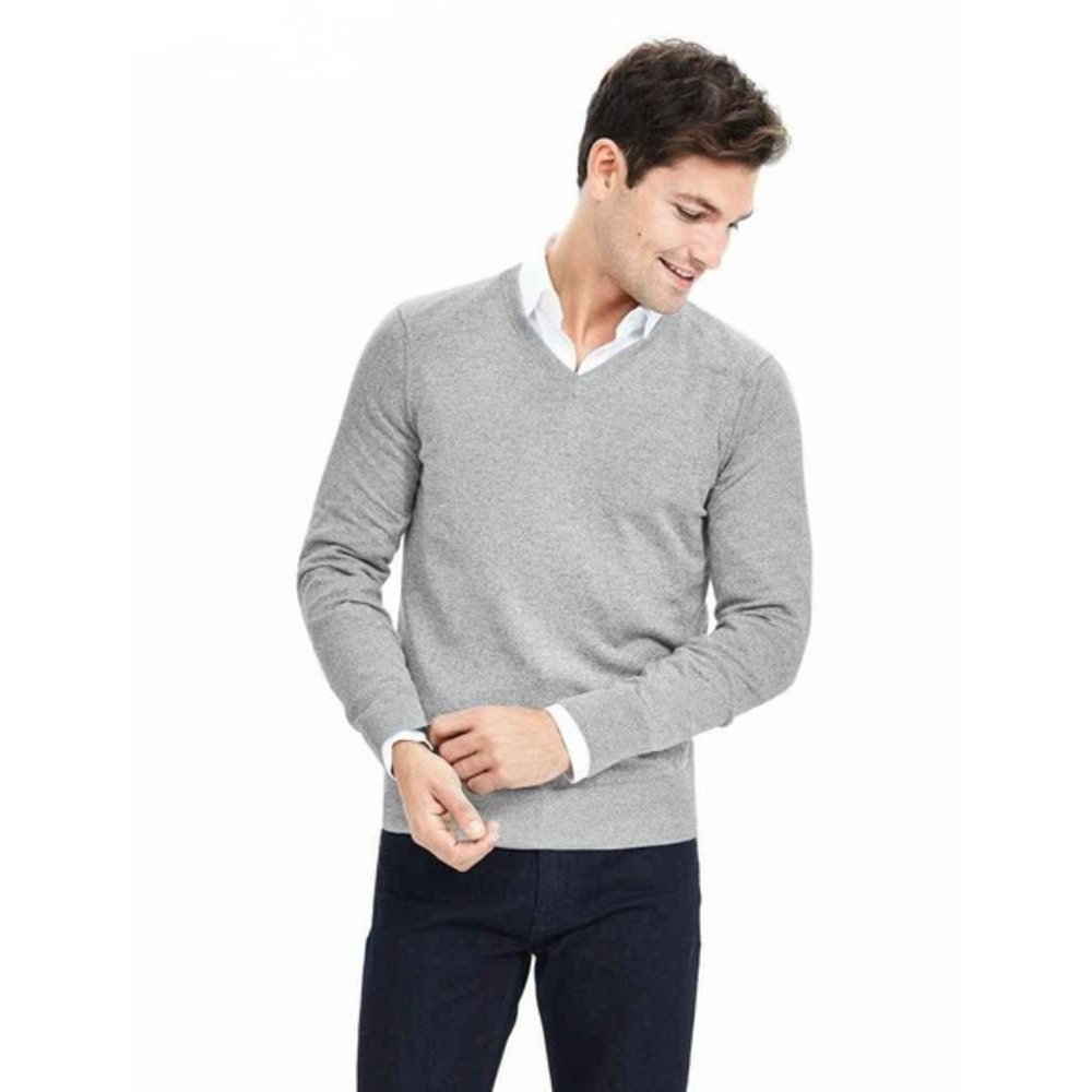 BANANA REPUBLIC Gray Silk Cotton Cashmere‎ V-Neck Sweater